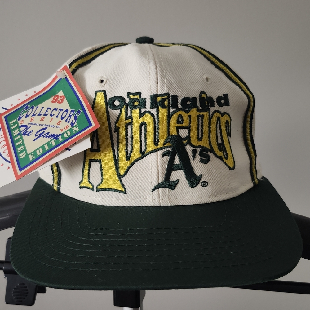 NWT Vintage 1993 Oakland Athletics Cap with Green and Yellow Logo